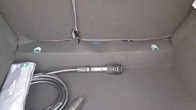 212DL990 - 2021 Renault Zoe ICONIC R110 Z.E. 50 MY19 F 32,200 смотреть онлайн