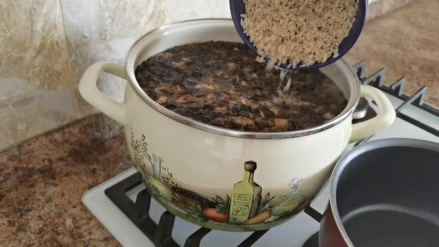 ?Суп из сушёных грибов с бурым рисом! ?