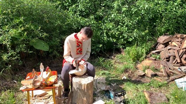 Как вырубить лебедя из дерева. смотреть онлайн