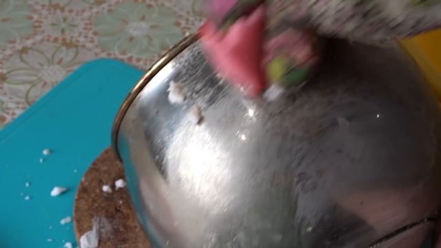 ПРОЩЕ НЕКУДА! Как очистить и отмыть чайник от жира и нагара снаружи, чтобы он блестел, словно новый