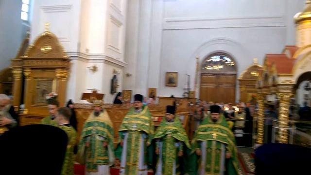 Встреча и облачение митрополита Павла перед Божественной  литургией на Торжествах Ефросинии Полоцко