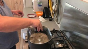 Тушеная картошка с мясом и грибами