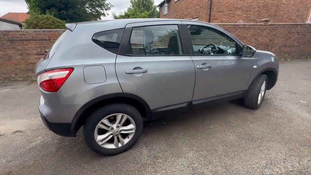 Nissan Qashqai 2.0 Acenta CVT 2WD Euro 4 5dr смотреть онлайн