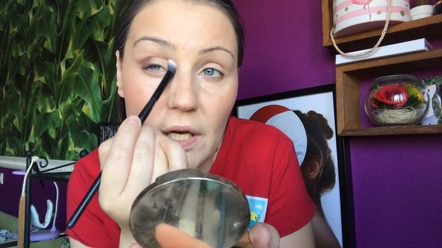 Серо- красный ❤️ макияж! 8- марта не за горами / Собирайся со мной ! смотреть онлайн