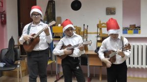 Ансамбль укулеле - Новогоднее попурри