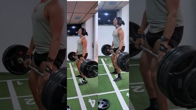 190 kg Deadlift PR ( weightlifting shoes vs barefoot) #deadlift #DrakotakoTeam #gym #vegan