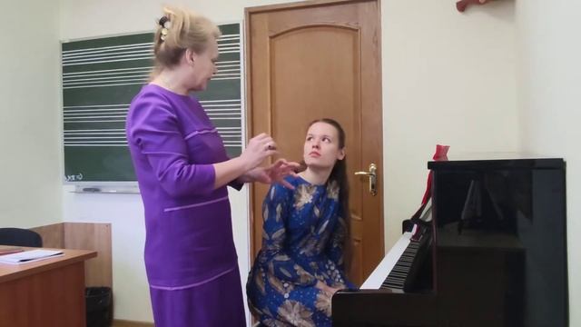 Открытый урок по фортепиано Рыбинцевой В.С. Студентка Вишенкова Янина смотреть онлайн