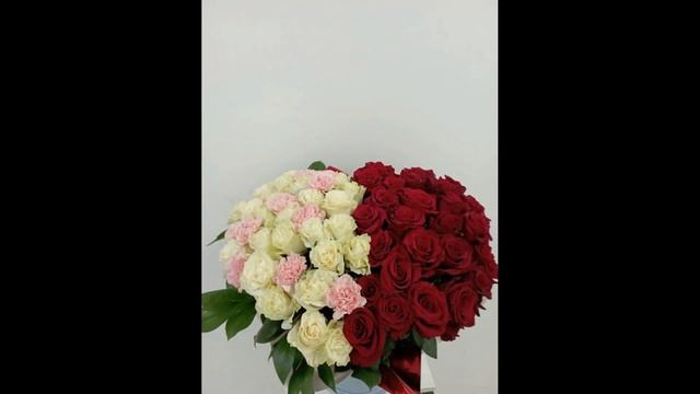 Салон цветов "Ирис" в Луге: цветы, букеты, мягкие игрушки, бесплатная доставка смотреть онлайн