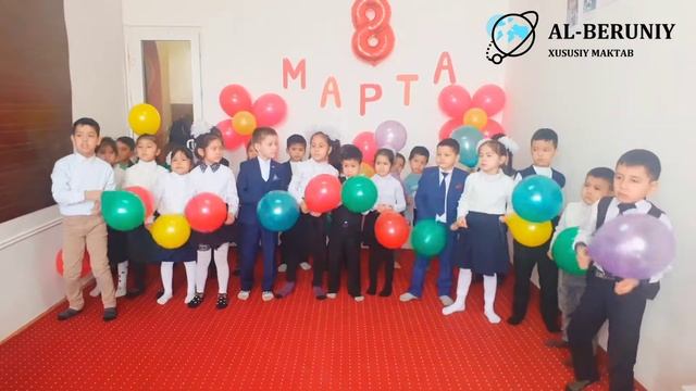 Поздравительная песня учеников, посвящённая ко дню 8 марта