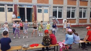 Детский флешмоб "Улыбайся"