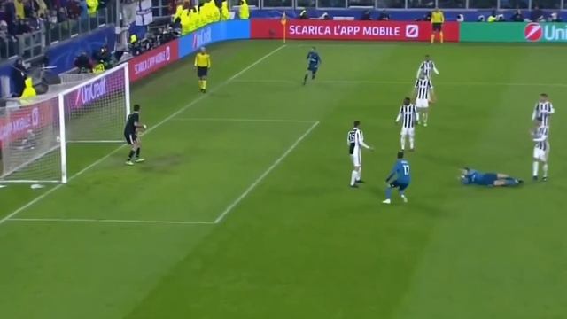 Красивый гол Роналду через себя (под музыку)! смотреть онлайн