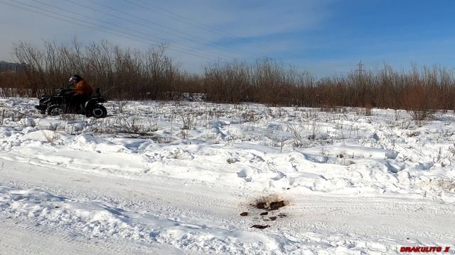 Квадроцикл LINHAI-YAMAHA D300 по снегу / LINHAI-YAMAHA D300 on snow смотреть онлайн