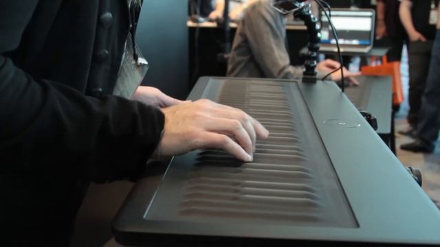 Jordan Rudess performs a blistering sax solo on the Seaboard GRAND at NAMM 2015 смотреть онлайн