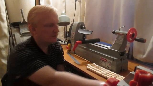 Обзор токарного станка по дереву "Зубр" ЗСТД 350-330 смотреть онлайн