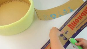 Лежанка (лежак) для кошки своими руками из коробки DIY / домик для кота