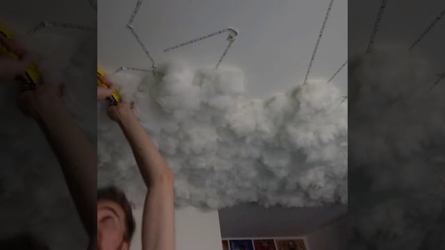 Светящиеся облака на потолке смотреть онлайн