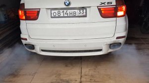 BMW X5 E 70 (40 D) дизель, троит !