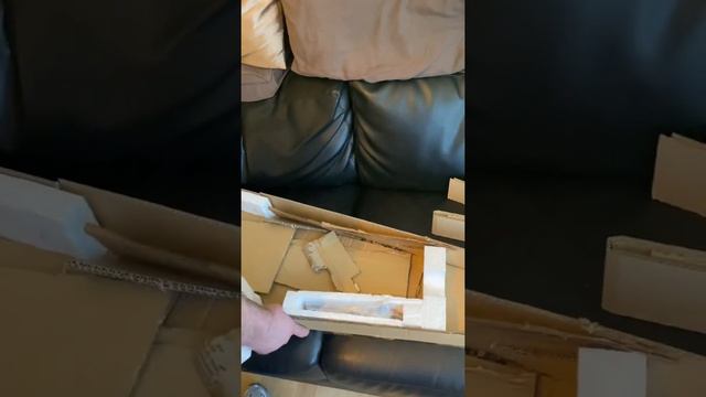 Ibanez RG350DXZ Unboxing смотреть онлайн