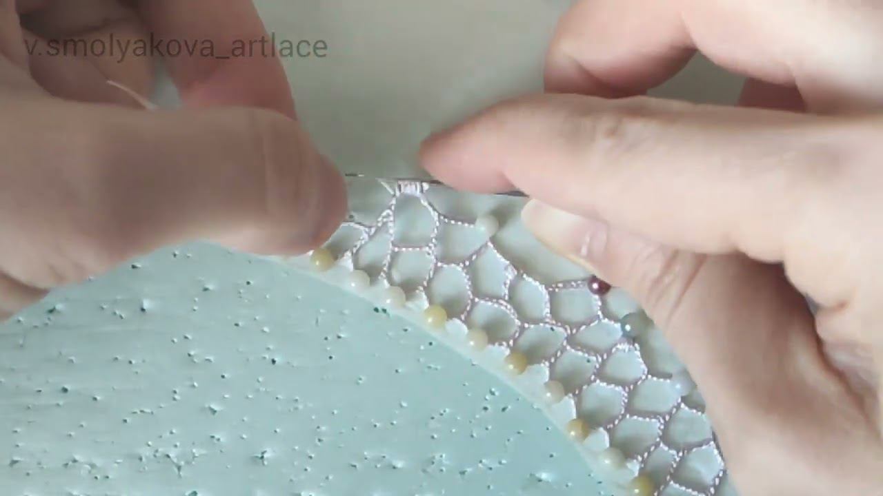 Ряд сеточки по линии проймы рукава. Вяжем болеро. смотреть онлайн