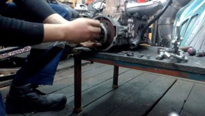 Как снять генератор на снегоходе YAMAHA VENTURE 700cc.