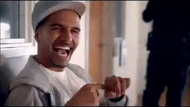 Мужик видит прикол и делаетсвое дело смотреть онлайн