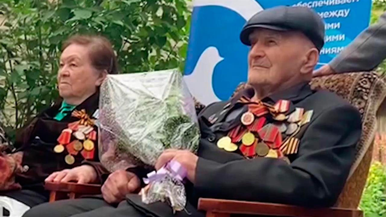 В канун Дня Победы по всей стране поздравляют ветеранов Великой Отечественной войны