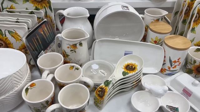 ?NEW? TJMAXX SHOP WITH ME  CLEARANCE  ~ NEW FINDS THIS WEEK AT TJMAXX RAE DUNN AND MORE 5/26/22