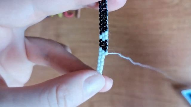 КОЛЬЦО ИЗ БИСЕРА С СЕРДЕЧКОМ // Мозаичное плетение из бисера // Seed bead ring tutorial