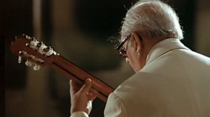 Leyenda by Albeniz in HD  - Andres Segovia