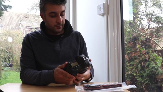 Canon EOS-1D X Mark II Unboxing and Getting Fired up, with Panamoz Purchase Review смотреть онлайн