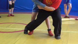 передняя подножка из стойки учебный вариант