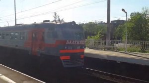 ВСТРЕЧА И ОТПРАВЛЕНИЕ ДВУХ ЭЛЕКТРОПОЕЗДОВ НА ПЛ ДАЧНОЕ