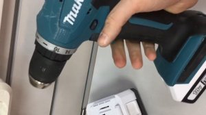 Дрель-шуруповёрт Makita DF457D