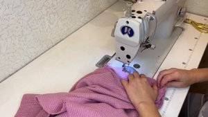 Сшила женский костюм из вязаного трикотажа. Какой вариант лучше? гардероб на осень своими руками