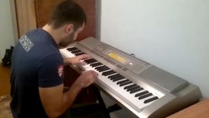 из кф бригада (на пианино)