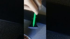 Крепление салонного зеркала заднего вида на лобовое