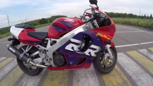 Honda CBR 900 RR разгон до MAX поймал ВЕРТУШКУ!!!