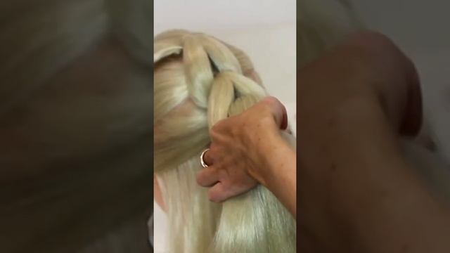 Шикарная объёмная коса для тонких волос без плетения с помощью резинок! Красивая прическа пошагово. смотреть онлайн