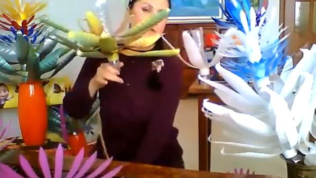 Цветы из пластиковых бутылок! Очень просто и очень красиво! смотреть онлайн