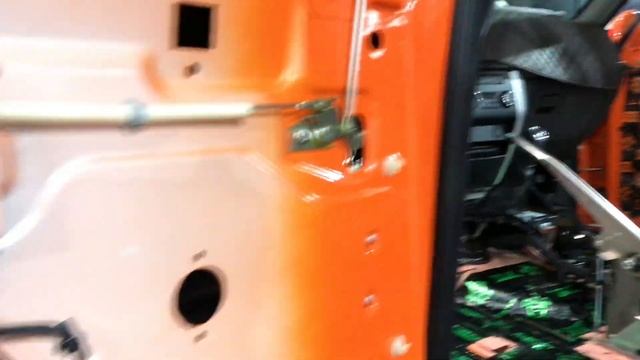 УАЗ Патриот установка шумоизоляции, материалы Комфортмат. Дополнили салон акустическим комфортом. смотреть онлайн