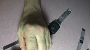 AMAZFIT BIP заклинило ушки после моря МЕНЯЕМ РЕМЕШОК #AmazfitBip #xiaomiAmazfitBip #MiFit