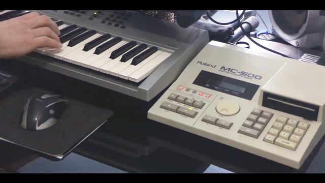 "No Disaster" Roland MC-500, Roland Juno-D, Waldorf blofeld, Yamaha QY100, Yamaha S03 by dj xx смотреть онлайн