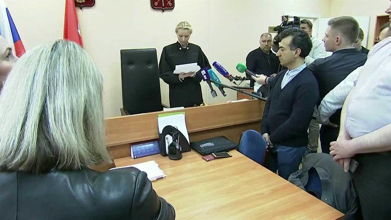 В Петербурге вынесен приговор медикам, которые оставили в животе пациентки медицинскую простыню