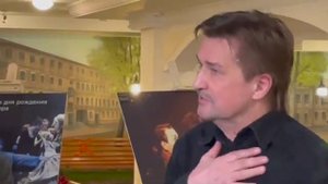 Юрий Бутусов, Марьяна Спивак, комментарии к "Р", фрагменты спектакля и ошеломляющий финальный танец