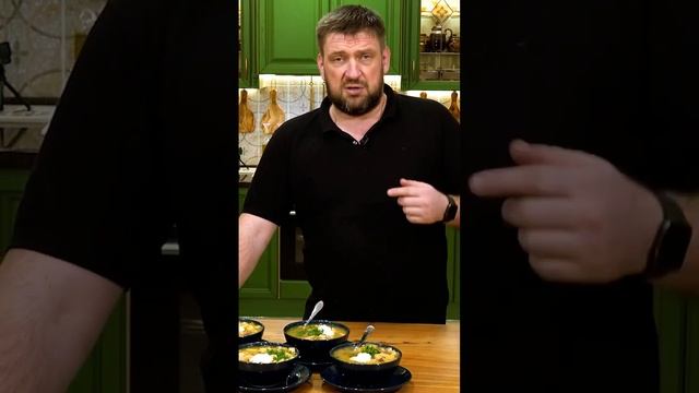 Рецепт рассольника #шефшаров #500супов #борщ #рассольник #солянка #мясо #щи #котлеты #уха #суп смотреть онлайн