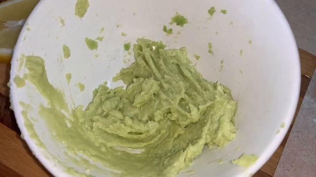 КАНАПЕ НА ПРАЗДНИЧНЫЙ СТОЛ С красной рыбой и авокадо смотреть онлайн