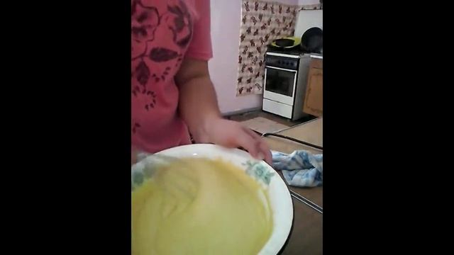 Шарлотка. Пирог с яблоками. Простая шарлотка.Вкусная шарлотка