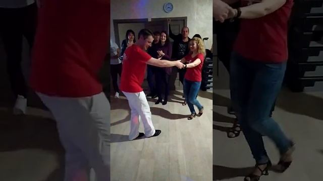 День рождения тренера Виктора Кустова танцевальный клуб EnAMORados 2 смотреть онлайн