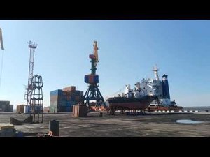 Первое судно навигации-2019 зашло в Анадырь