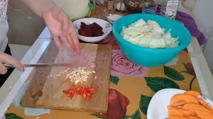 КАПУСТА со СвЁклой НА ЗИМУ по ГРУЗИНСКИ //Закуска из КАПУСТЫ РЕЦЕПТ helen marynina